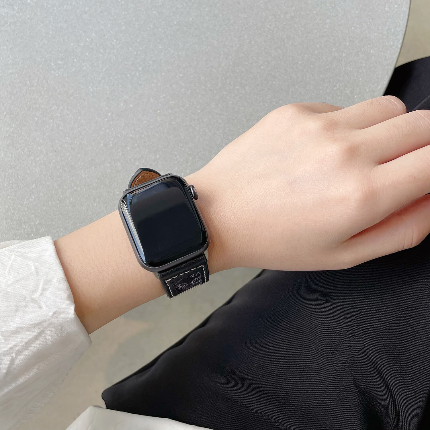 iphone watch bands women